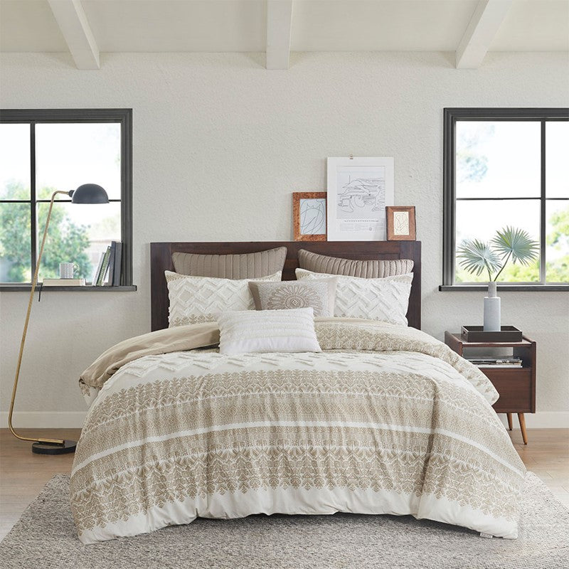 Mila Cotton Botanical Duvet Cover Set with Chenille Tufting Secondary image