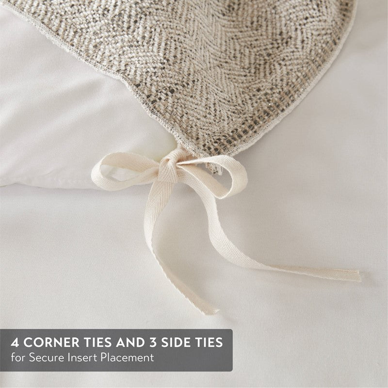 Chapman Comforter Set