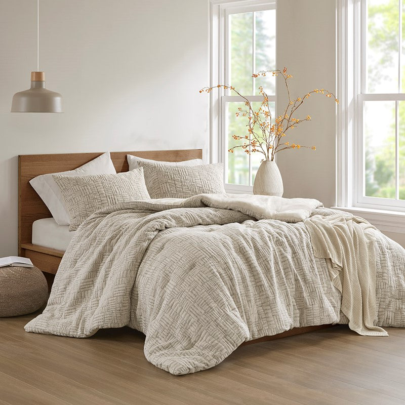 Harper Oversized Cotton Matelasse Comforter Set Main image