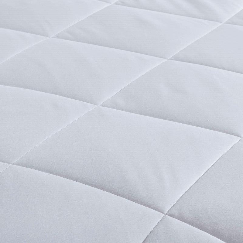 Cooling Touch Oversized Down Alternative Comforter