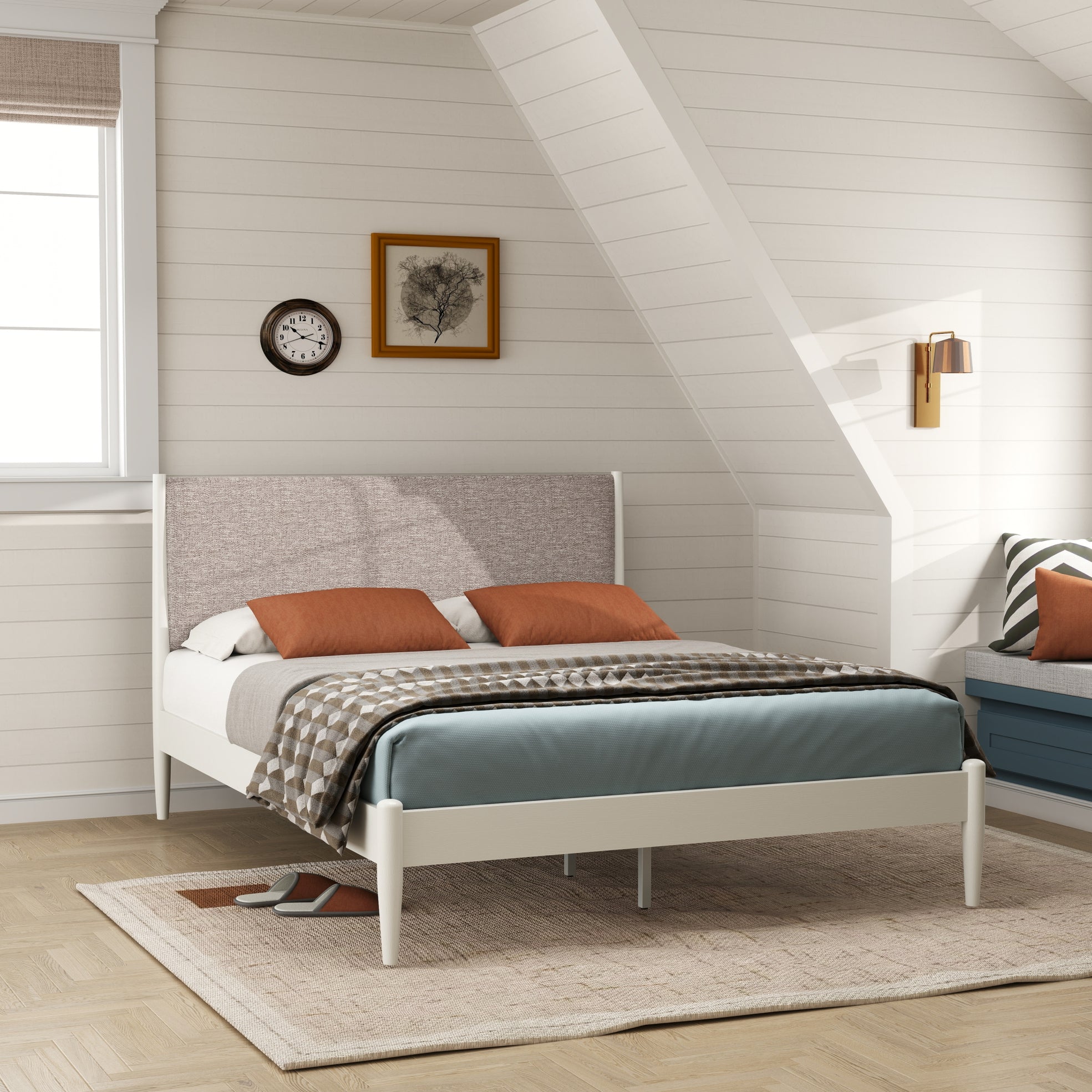 Feeney Rubberwood Platform Bed, Cream White, Queen Main image