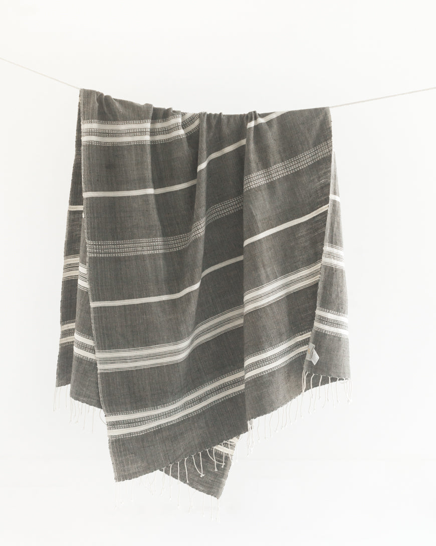 Aden Cotton Throw Blanket Main image