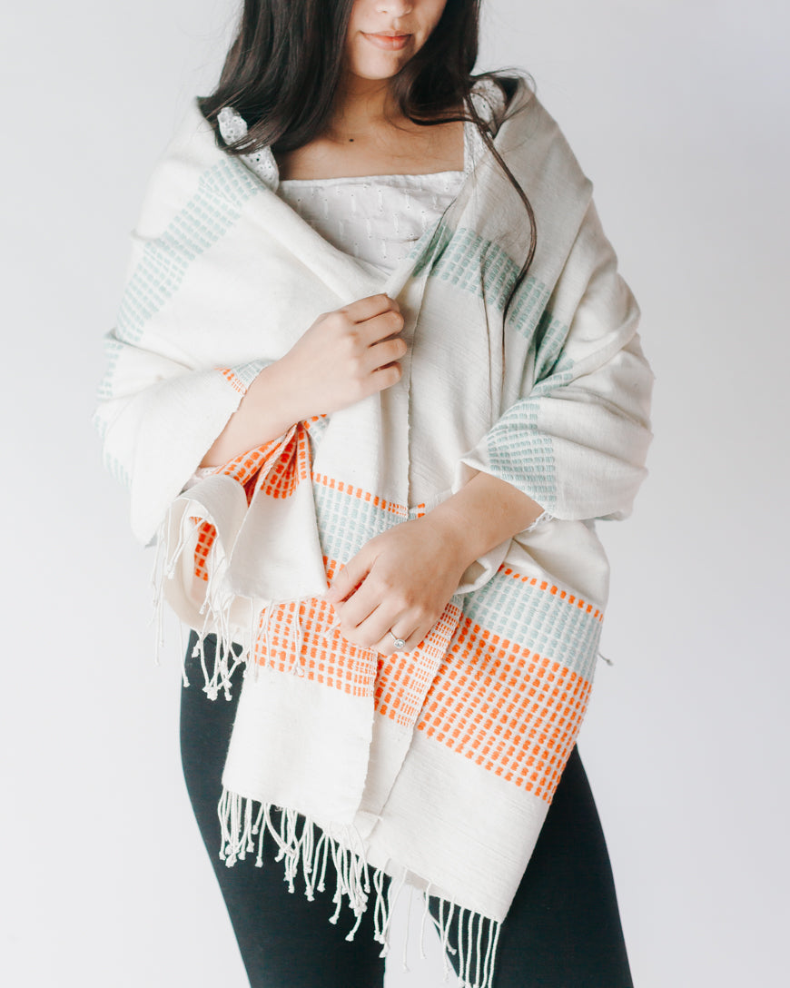 Camden Handwoven Cotton Throw Blanket Secondary image