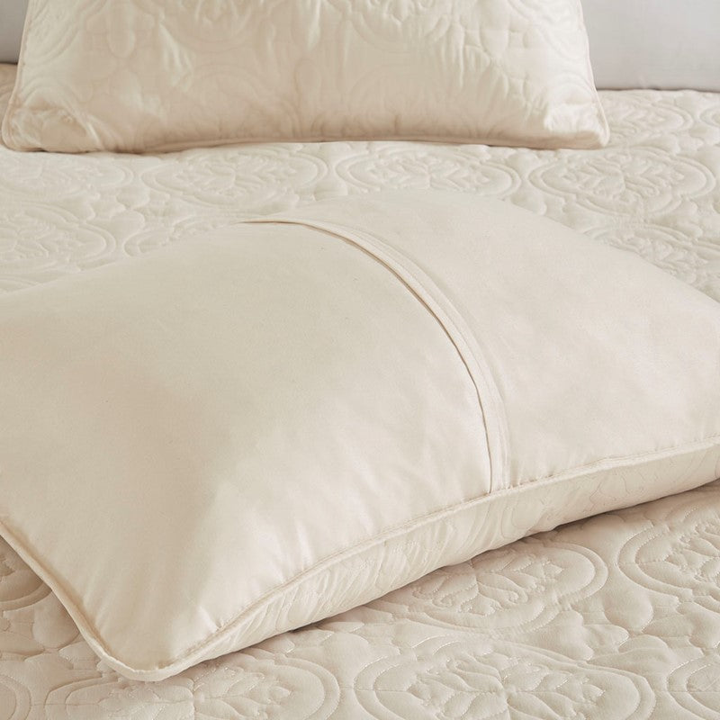 Oakley 3 Piece Reversible Bedspread Set