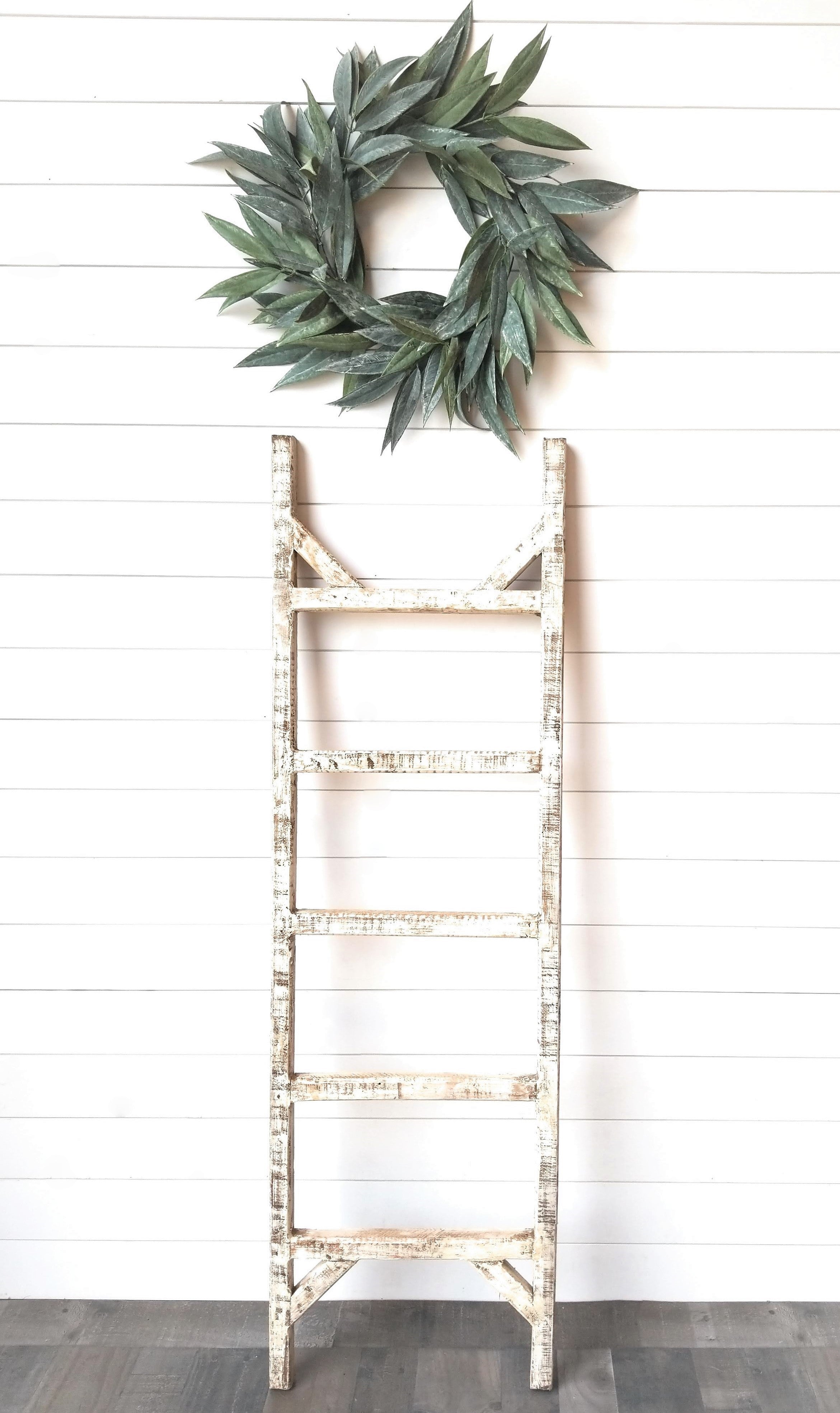 Blanket Ladder 5 Foot Or 6 Foot Blanket Ladder Rustic White Secondary image