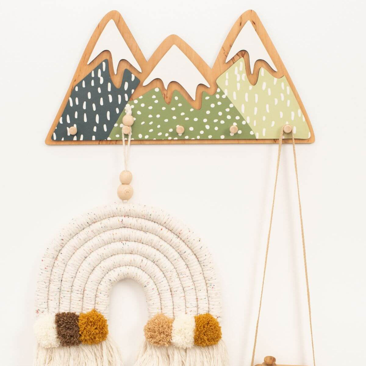Nursery Mountain Wall Hooks Main image
